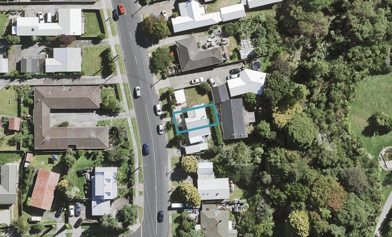 62E Glendale Road, Glen Eden, Auckland - Carousel 1