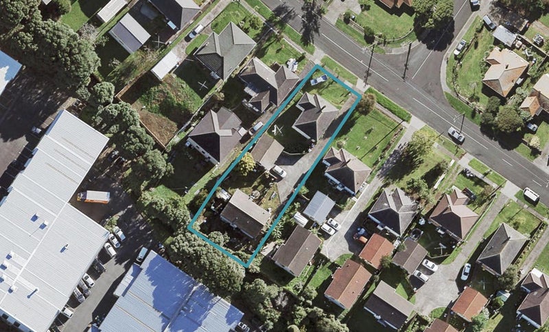 1/16 Farrelly Avenue, Mount Roskill, Auckland - Carousel 1