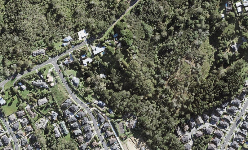 39A Lonely Track Road, Fairview Heights, Auckland - Carousel 1