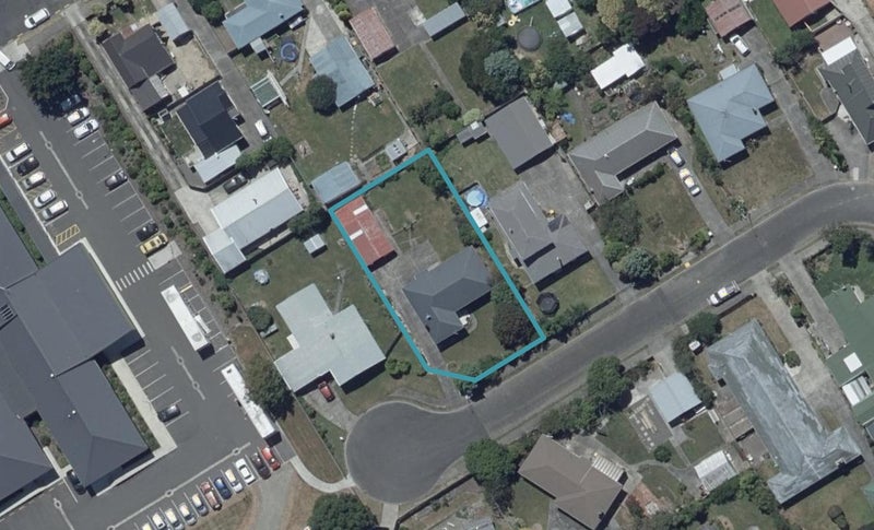 11 Blenheim Place, Feilding, Feilding - Carousel 1