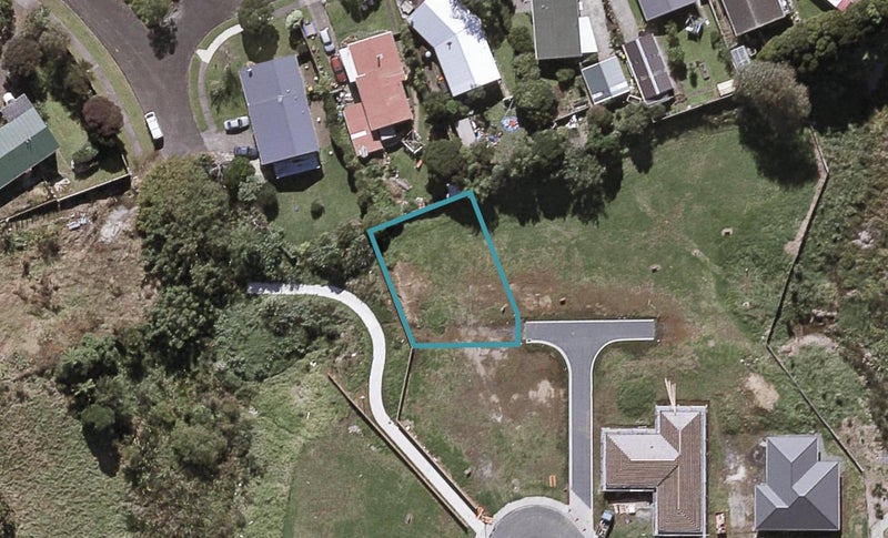 62D Magnolia Drive, Westown, New Plymouth - Carousel 1