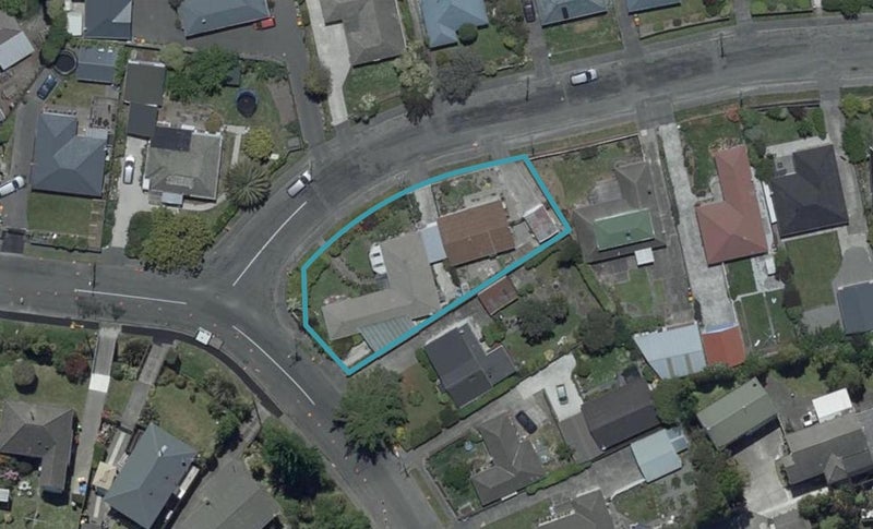 2 McIntyre Street, Shirley, Christchurch - Carousel 1