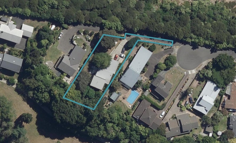 17 Portree Place, Queenwood, Hamilton - Carousel 1