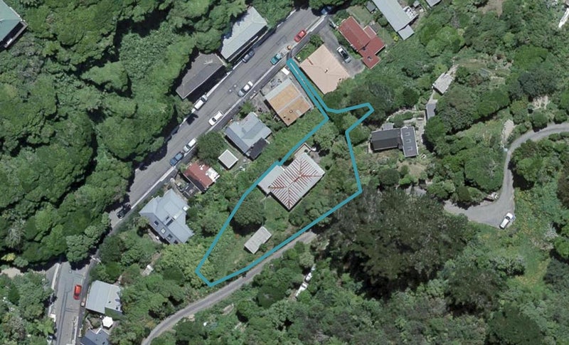 65 Holloway Road, Aro Valley, Wellington - Carousel 1