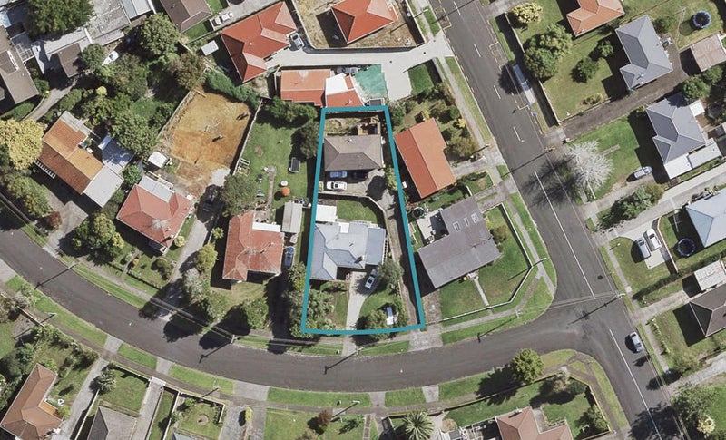 2/1 Totara Road, Manurewa, Auckland - Carousel 1