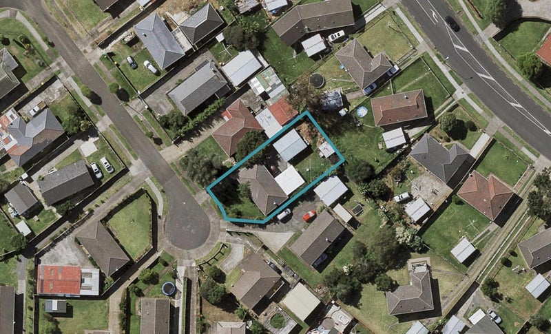 10 Tosca Place, Otara, Auckland - Carousel 1