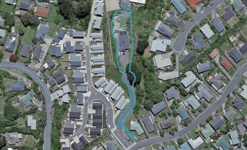 50A Link Road, Newlands, Wellington - Carousel 1