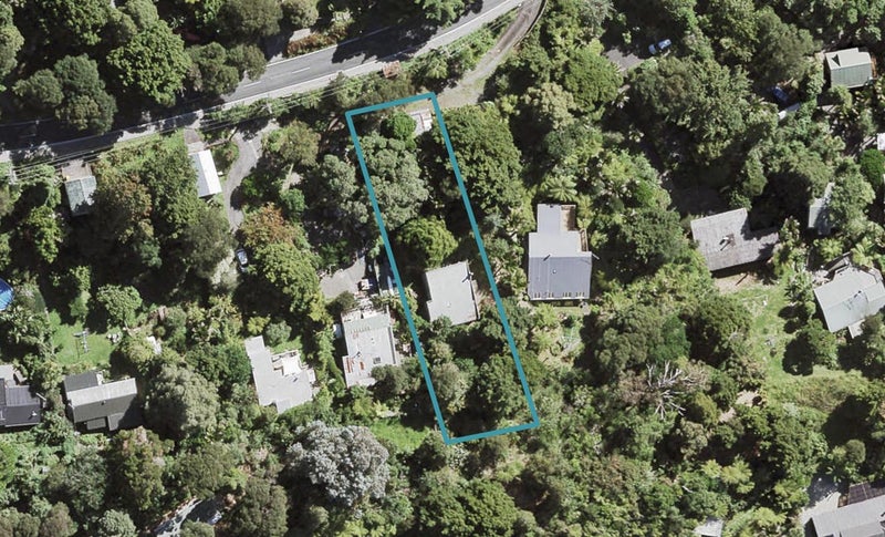 34 Laingholm Drive, Laingholm, Auckland - Carousel 1