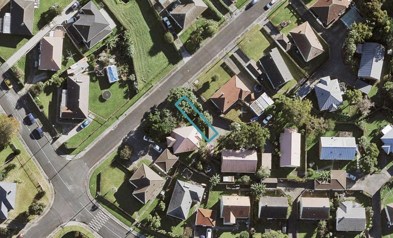 17 Balfron Avenue, Mount Roskill, Auckland - Carousel 1