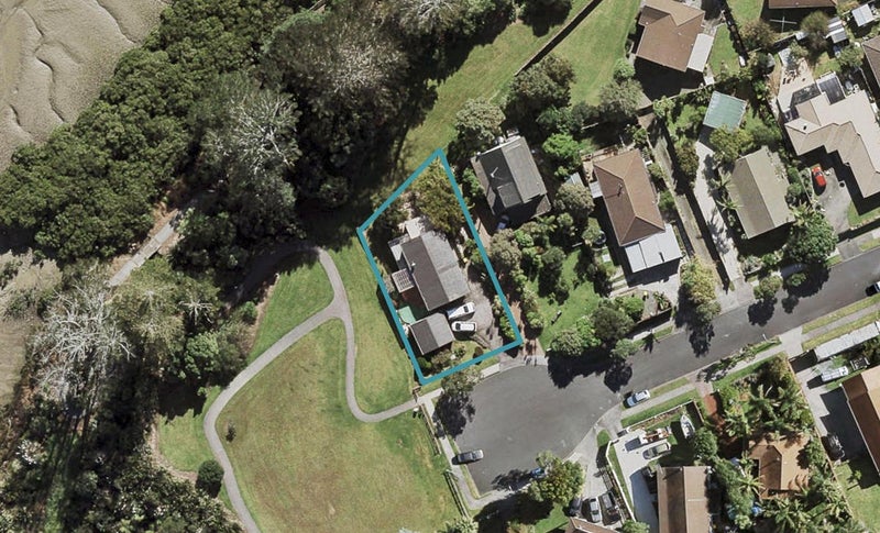 97 Burundi Avenue, Clendon Park, Auckland - Carousel 1