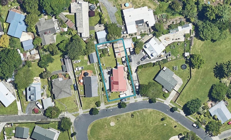 36 Chapman Place, Fairy Springs, Rotorua - Carousel 1