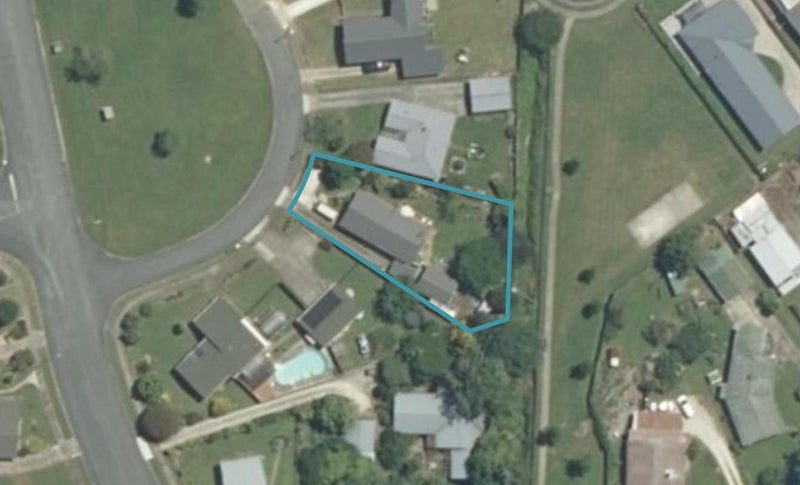 21 Eketone Street, Te Kuiti - Carousel 1