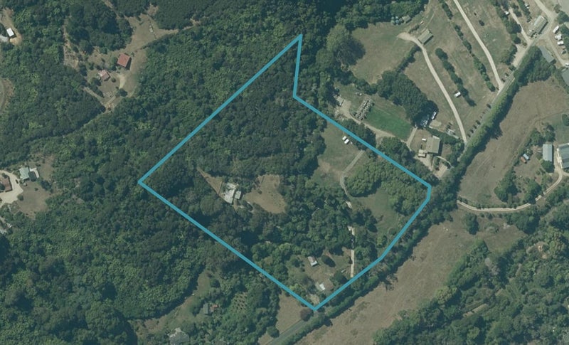 85 Tukurua Road, Takaka - Carousel 1