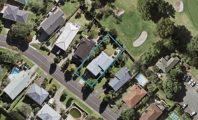 28 Marywil Crescent, Hillcrest, Auckland - Carousel 1