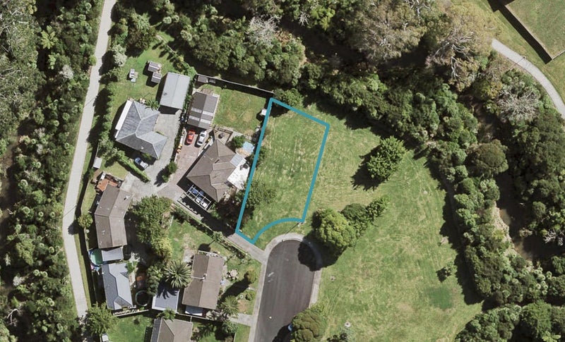 29 Serwayne Place, Sunnyvale, Auckland - Carousel 1