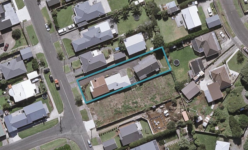 21 Ropiha Street, Fitzroy, New Plymouth - Carousel 1