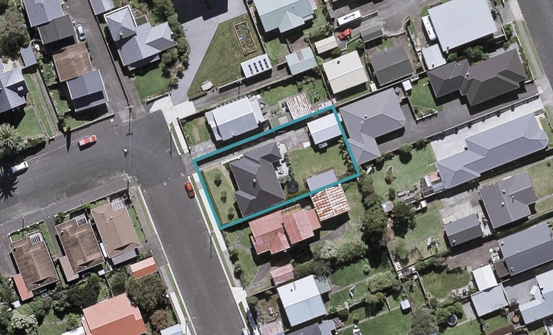 5 French Street, Moturoa, New Plymouth - Carousel 1