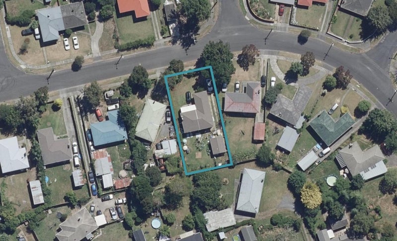 58 Shakespeare Avenue, Enderley, Hamilton - Carousel 1