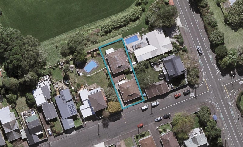 1/58 Barrett Street, Westown, New Plymouth - Carousel 1