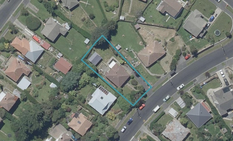 59 Mayfield Avenue, Wakari, Dunedin - Carousel 1