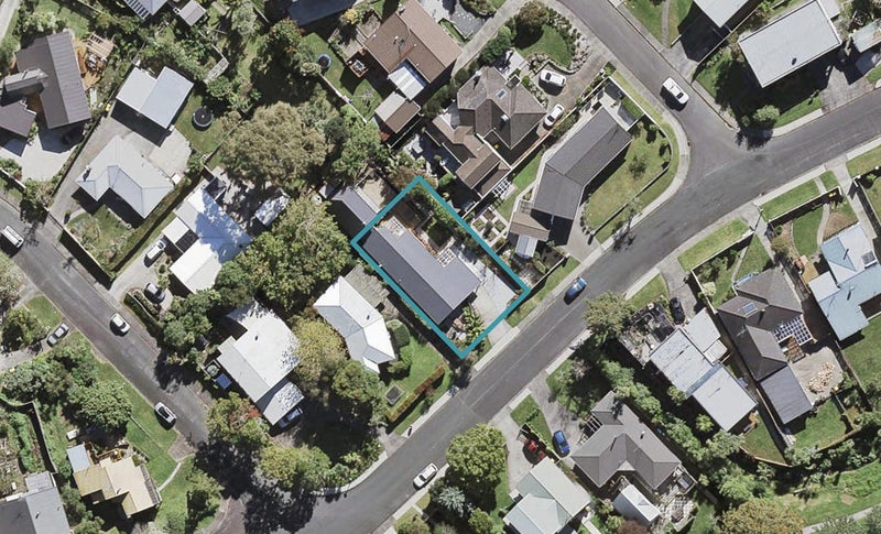 9 Mountbatten Avenue, Hillcrest, Auckland - Carousel 1