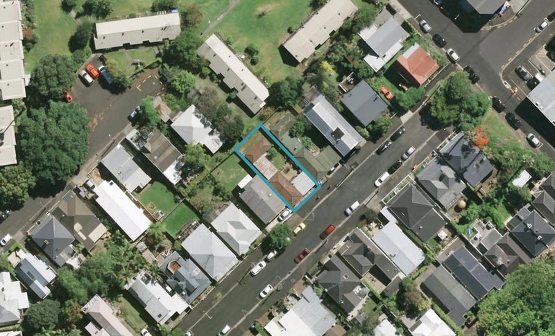 18 Ireland Street, Freemans Bay, Auckland - Carousel 1