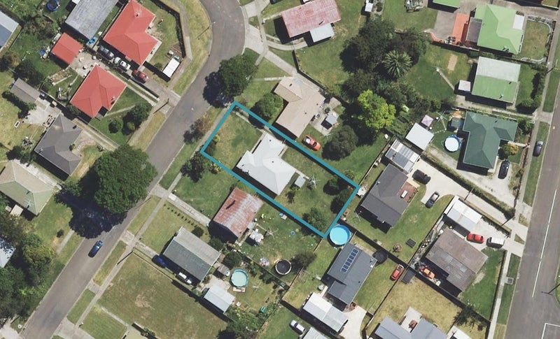 48 Daphne Street, Outer Kaiti, Gisborne - Carousel 1