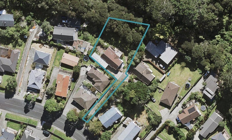 70 Spinella Drive, Bayview, Auckland - Carousel 1