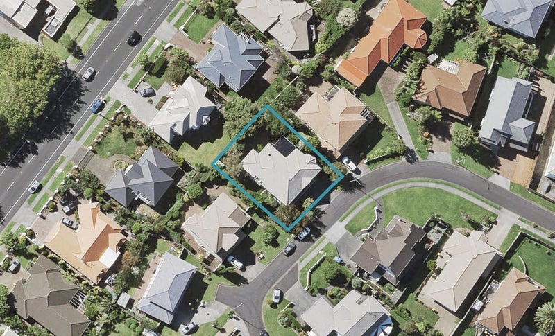 11 Highgate Place, Somerville, Manukau - Carousel 1