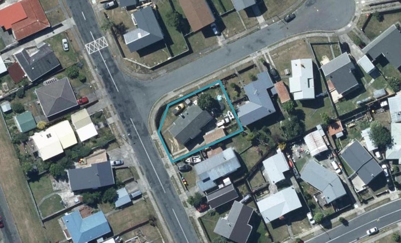 2 Yemen Place, Ascot Park, Porirua - Carousel 1