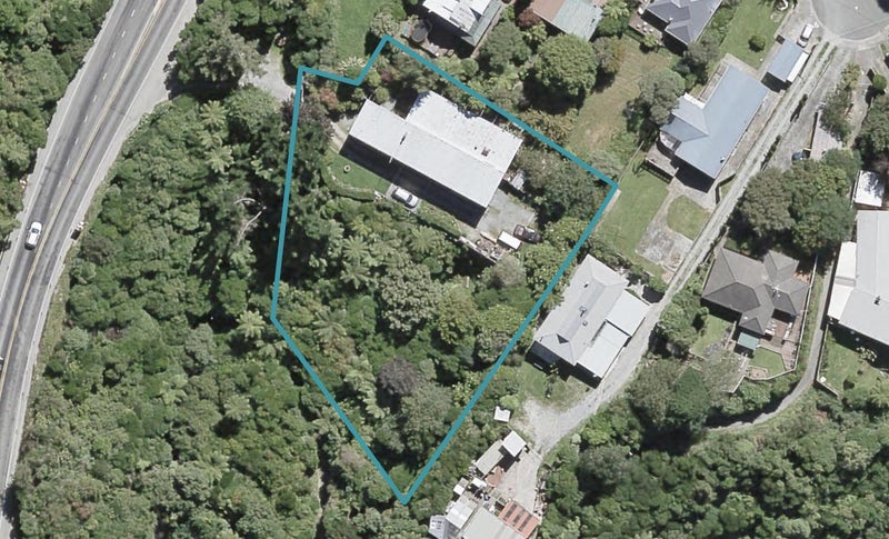 6 Haywards Hill Road, Haywards, Lower Hutt - Carousel 1
