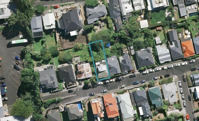 17 Stratford Street, Parnell, Auckland - Carousel 1