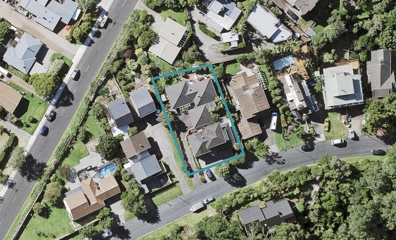 2/182 Sandspit Road, Shelly Park, Auckland - Carousel 1
