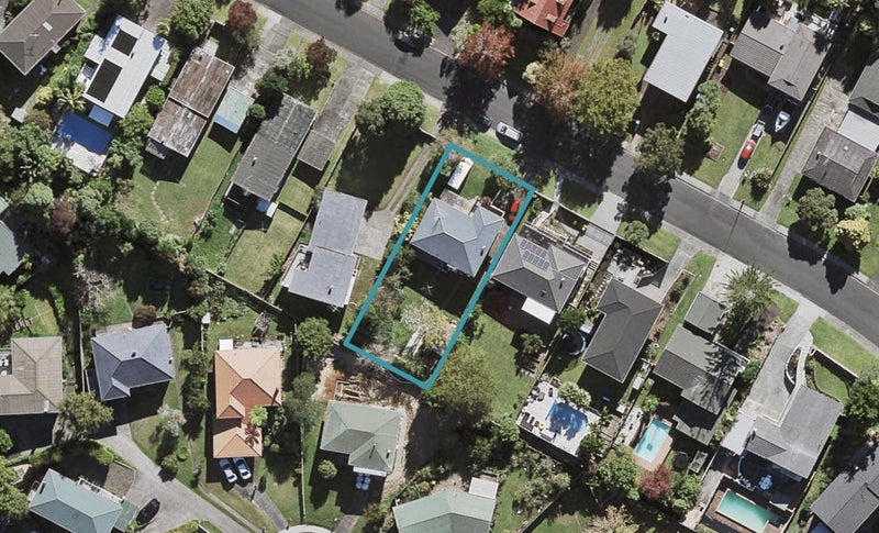 50 Lynden Avenue, Hillcrest, Auckland - Carousel 1