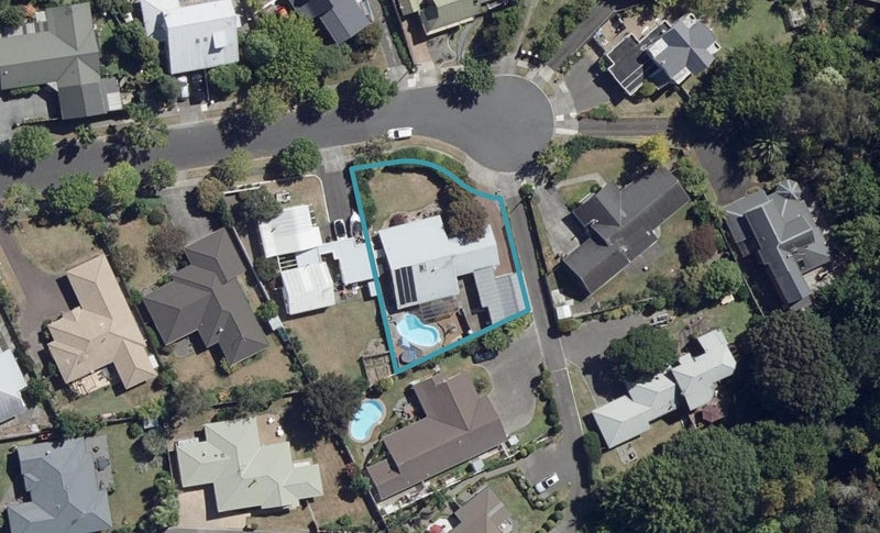 32 Woodland Drive, Flagstaff, Hamilton - Carousel 1