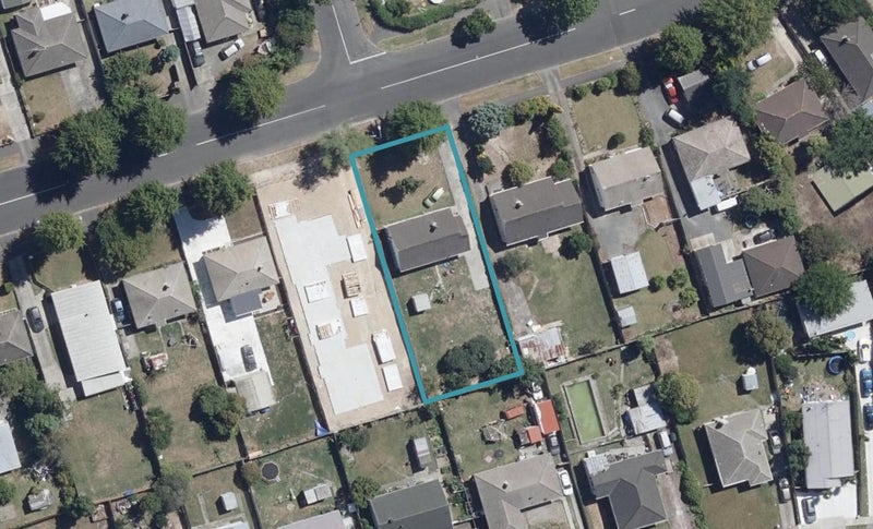 86 Holland Road, Fairfield, Hamilton - Carousel 1
