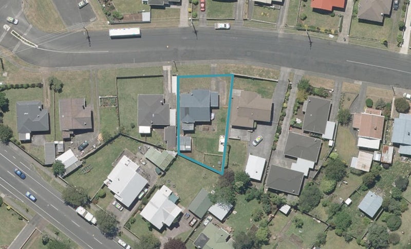 23 Fergusson Street, Springvale, Whanganui - Carousel 1