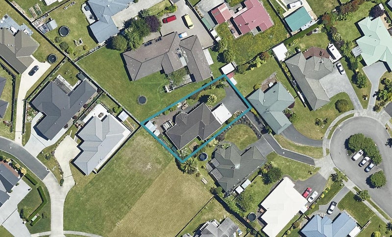 68 Hodgkins Street, Pukehangi, Rotorua - Carousel 1