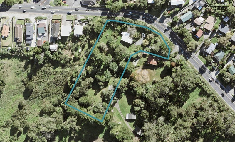 527 Whangaparaoa Road, Stanmore Bay, Whangaparaoa - Carousel 1