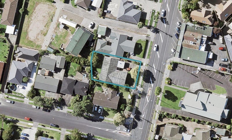 231 Bucklands Beach Road, Bucklands Beach, Auckland - Carousel 1