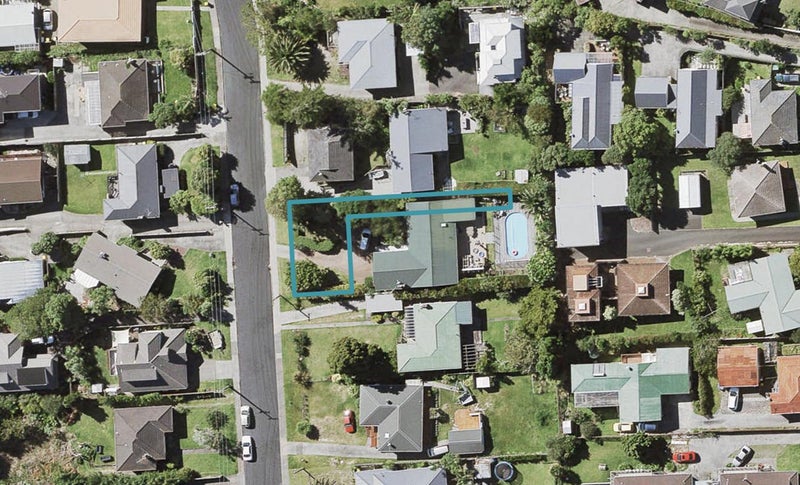 1/20 William Souter Street, Forrest Hill, Auckland - Carousel 1