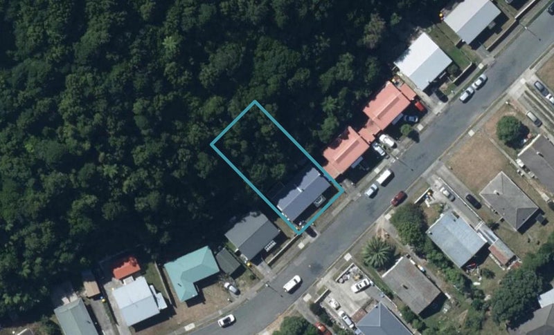 92 Rangituhi Crescent, Takapuwahia, Porirua - Carousel 1
