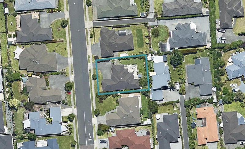 10 Albero Drive, Ohauiti, Tauranga - Carousel 1