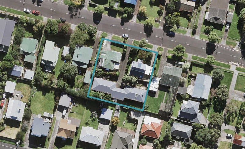 17A Princes Avenue, Mount Roskill, Auckland - Carousel 1