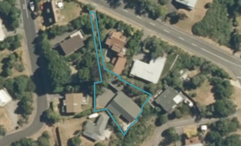 15 Pihanga Road, Turangi - Carousel 1