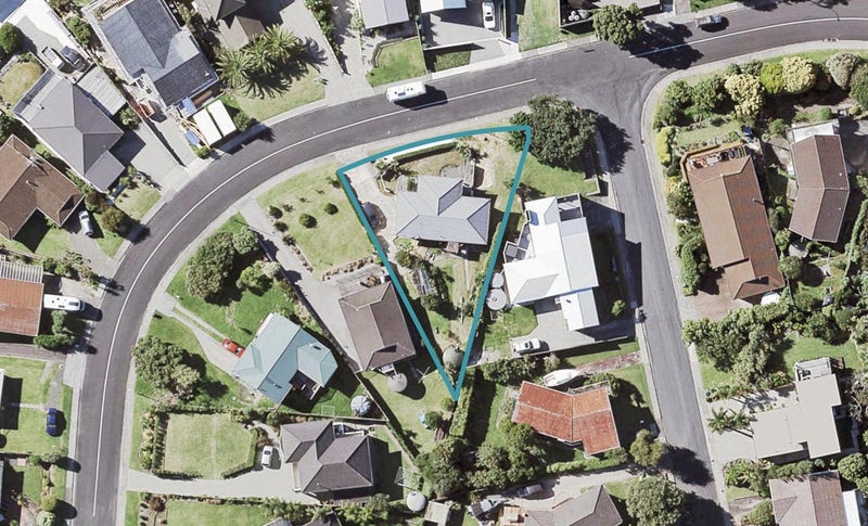 51 Craig Road, Maraetai, Auckland - Carousel 1