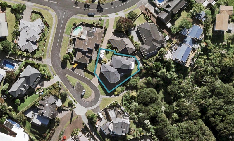 4 Constable Lane, West Harbour, Auckland - Carousel 1