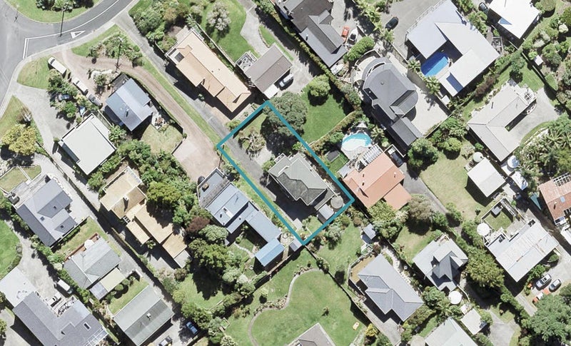 3 Brown Street, Manly, Whangaparaoa - Carousel 1