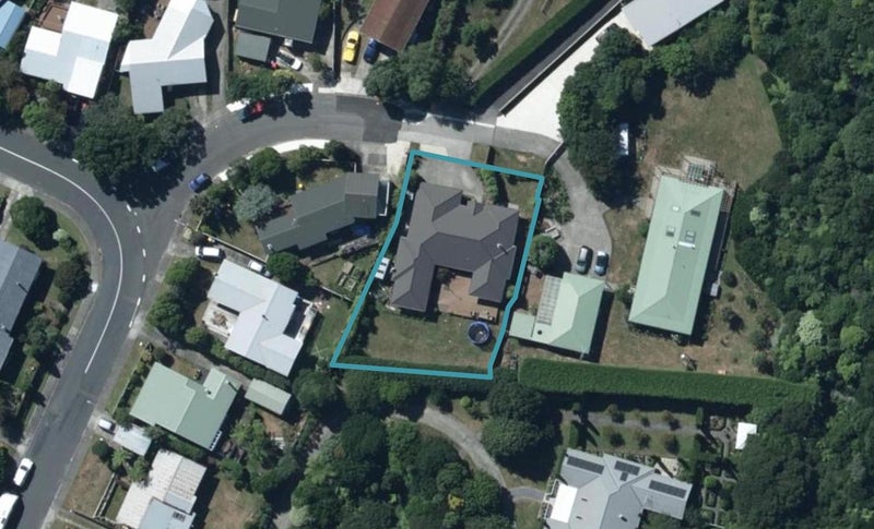 22E Sea Vista Drive, Pukerua Bay, Porirua - Carousel 1