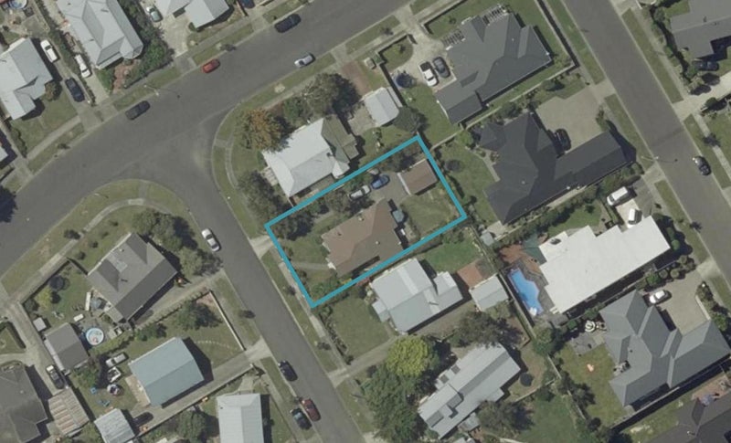 3 Perrin Place, Kelvin Grove, Palmerston North - Carousel 1